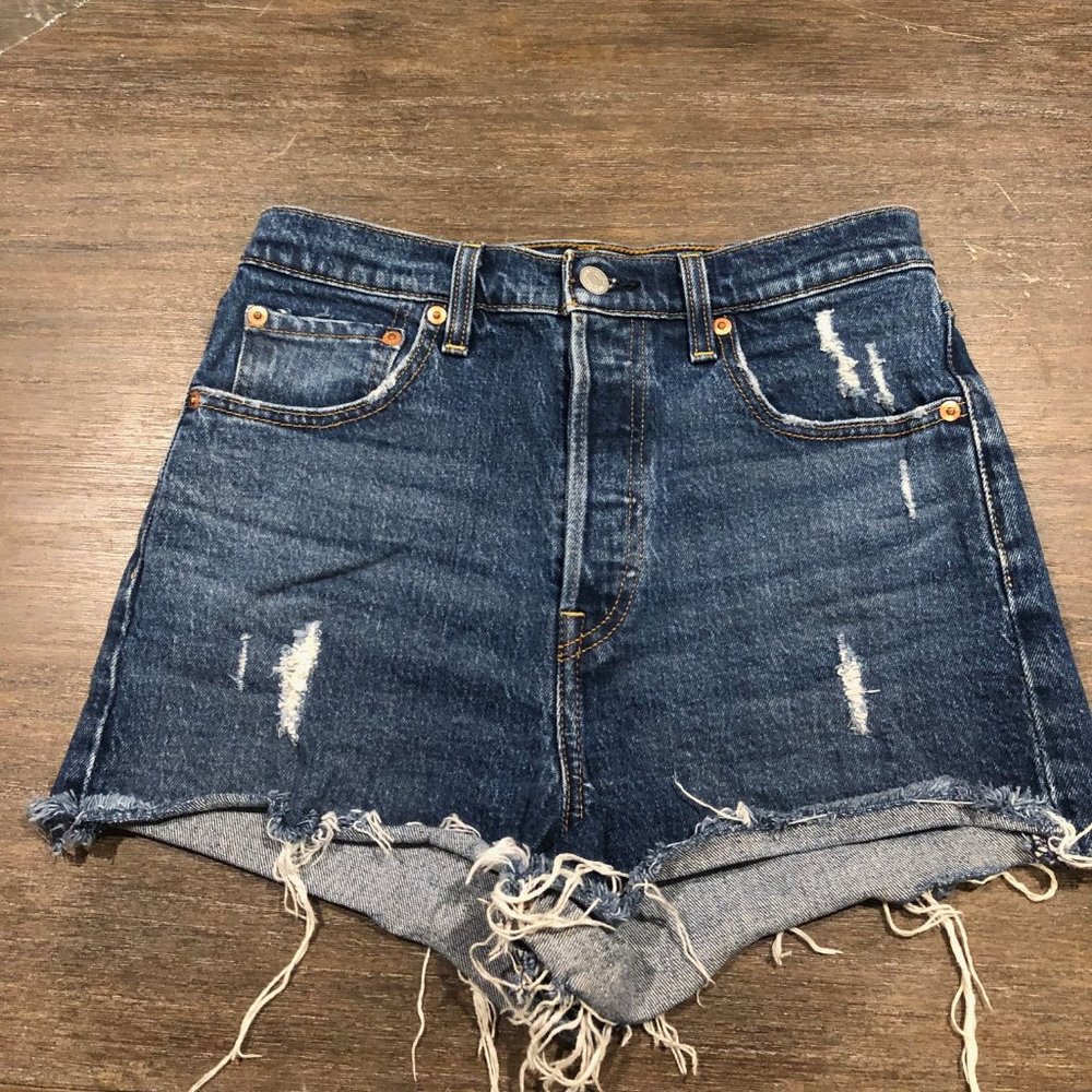 LEVI'S "Ribcage" Denim Jean Shorts 28